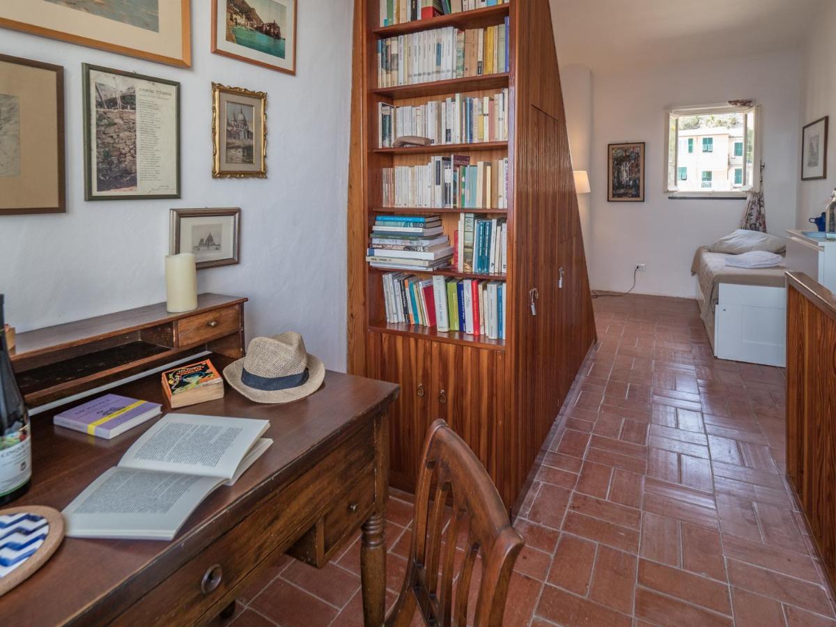 Refilea Sea View Tower Villa Vernazza Exterior photo