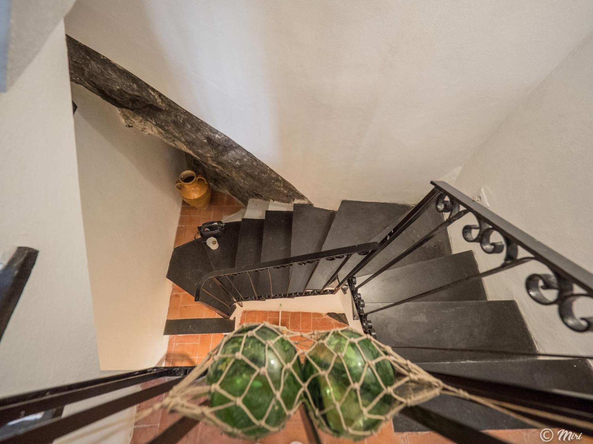 Refilea Sea View Tower Villa Vernazza Exterior photo