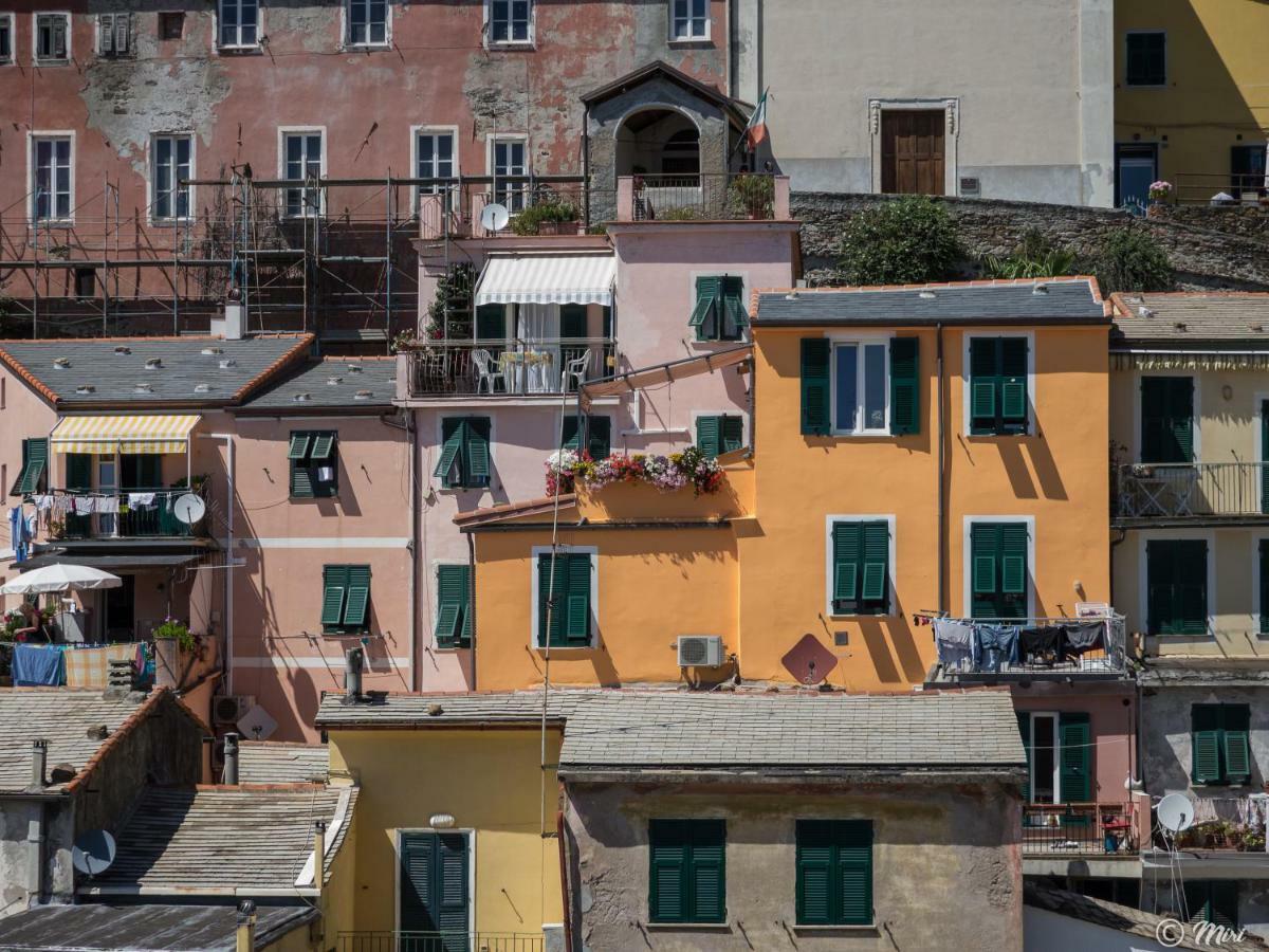 Refilea Sea View Tower Villa Vernazza Exterior photo