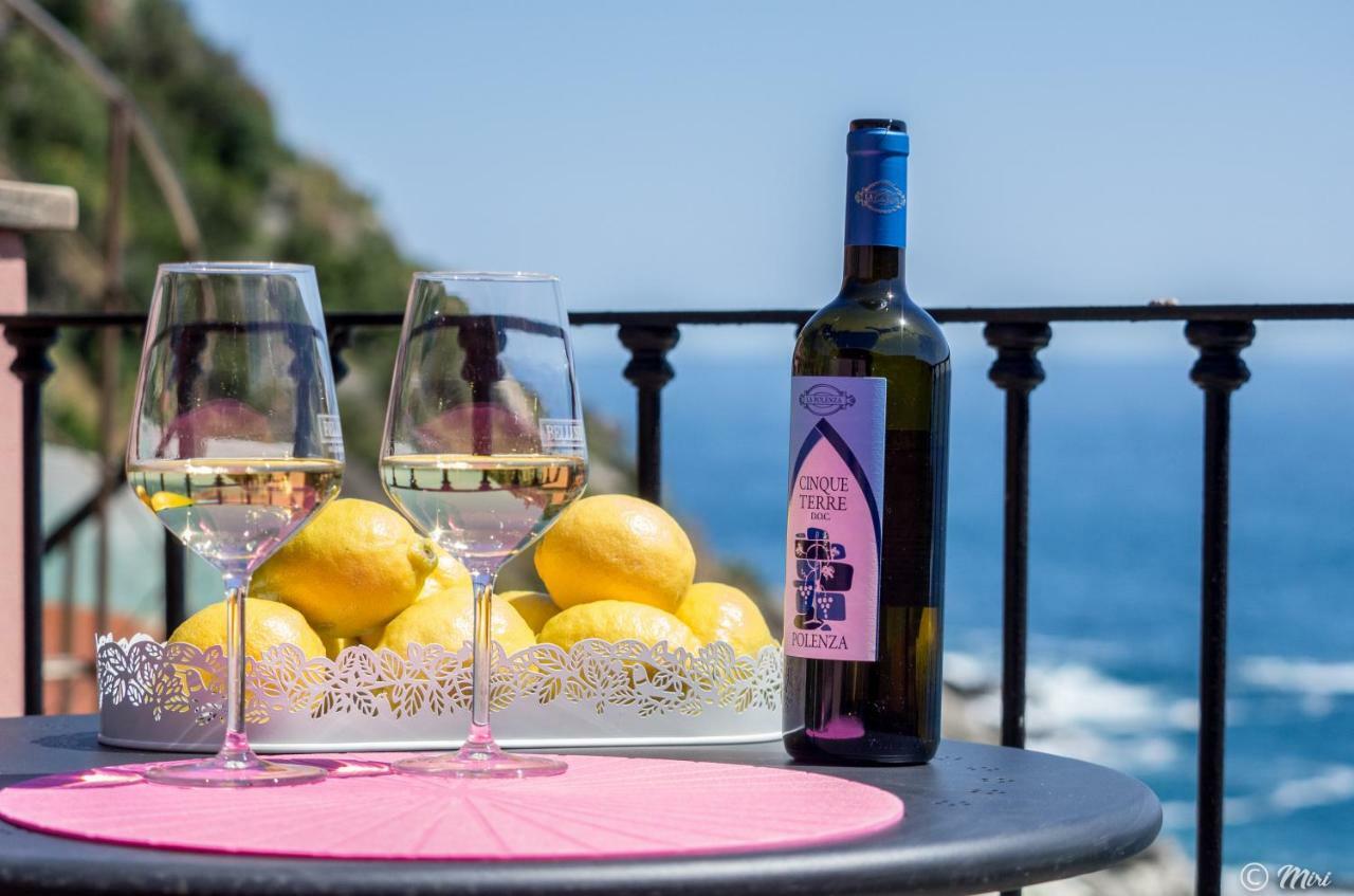 Refilea Sea View Tower Villa Vernazza Exterior photo